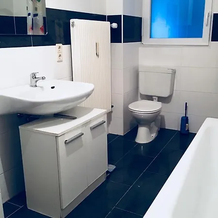 Apartmenthaus 2 *